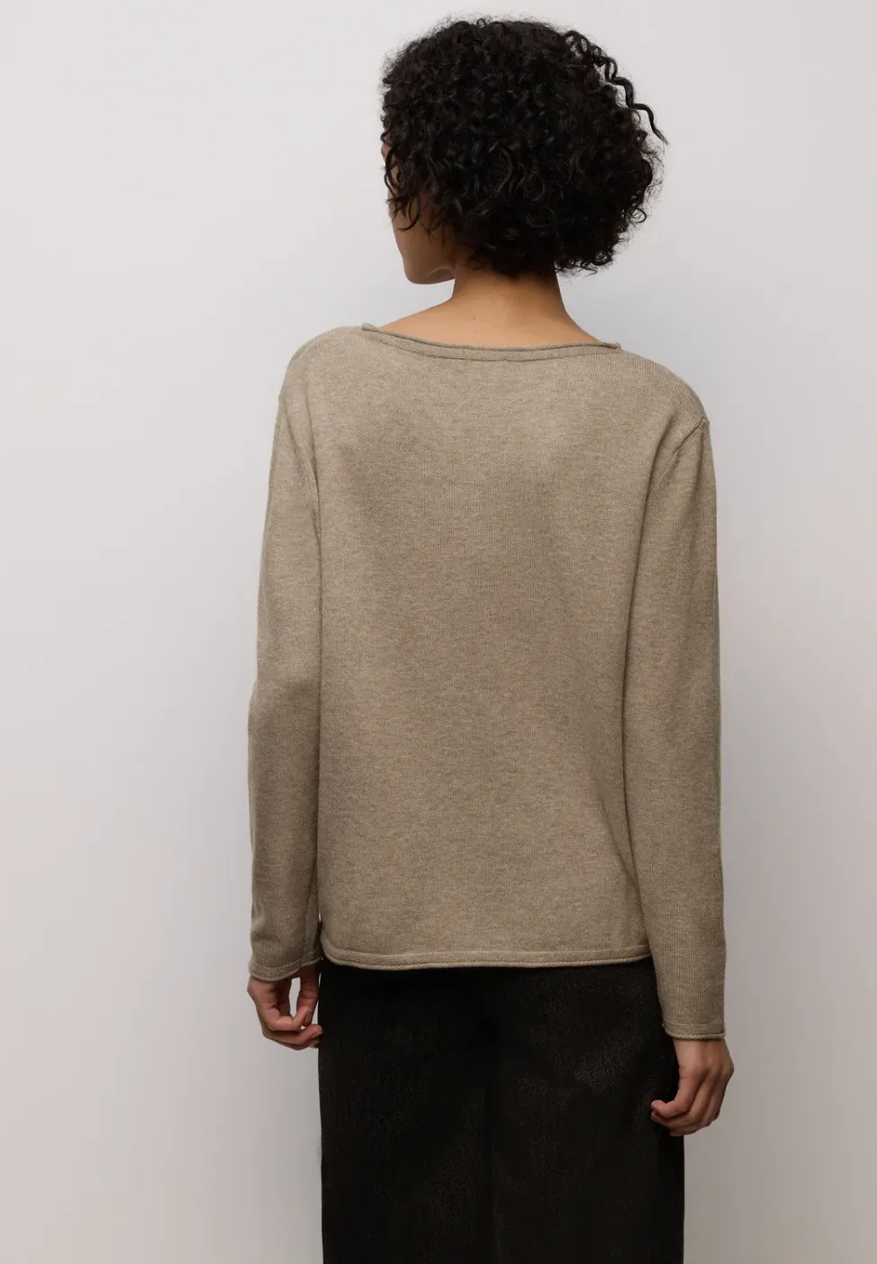 Pullover mit gerolltem Saum