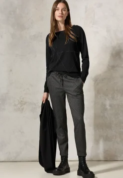 Pullover mit Glitzer-Details