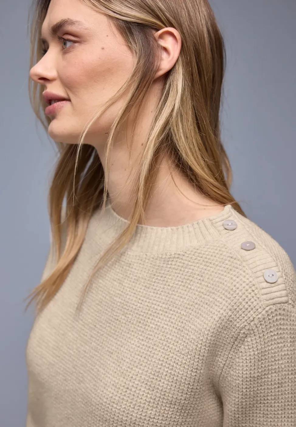 Pullover mit Knopfdetail