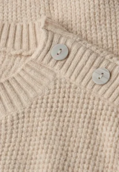 Pullover mit Knopfdetail