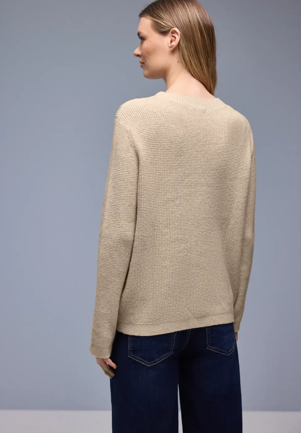 Pullover mit Knopfdetail