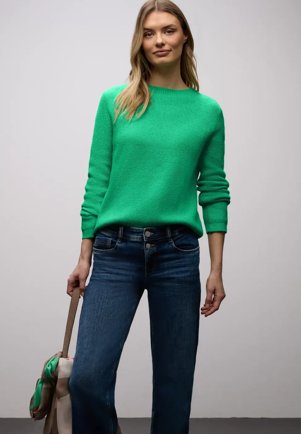 Pullover mit Knopfdetail