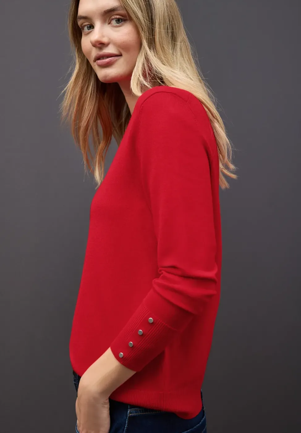 Pullover mit Knopfdetail