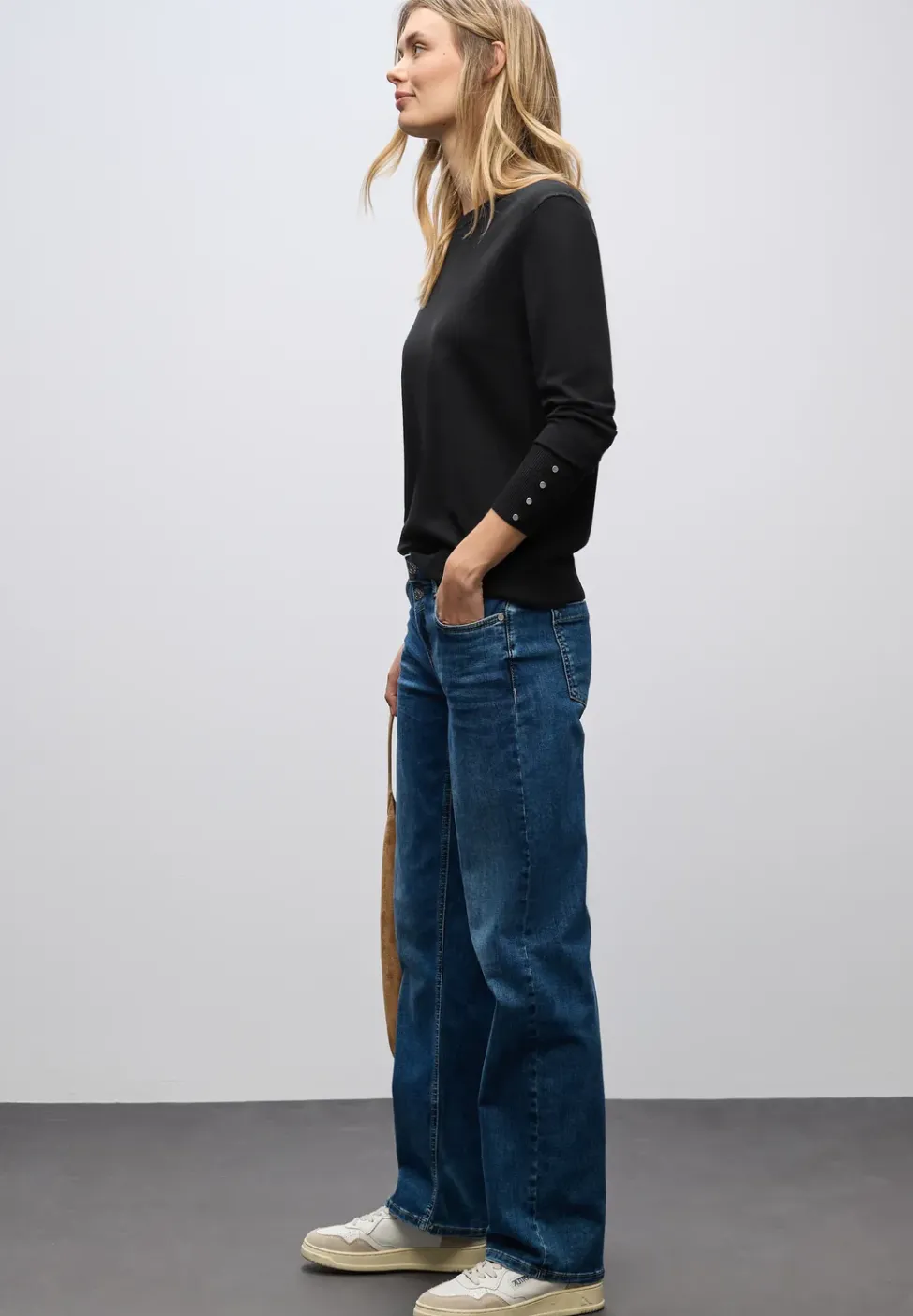 Pullover mit Knopfdetail