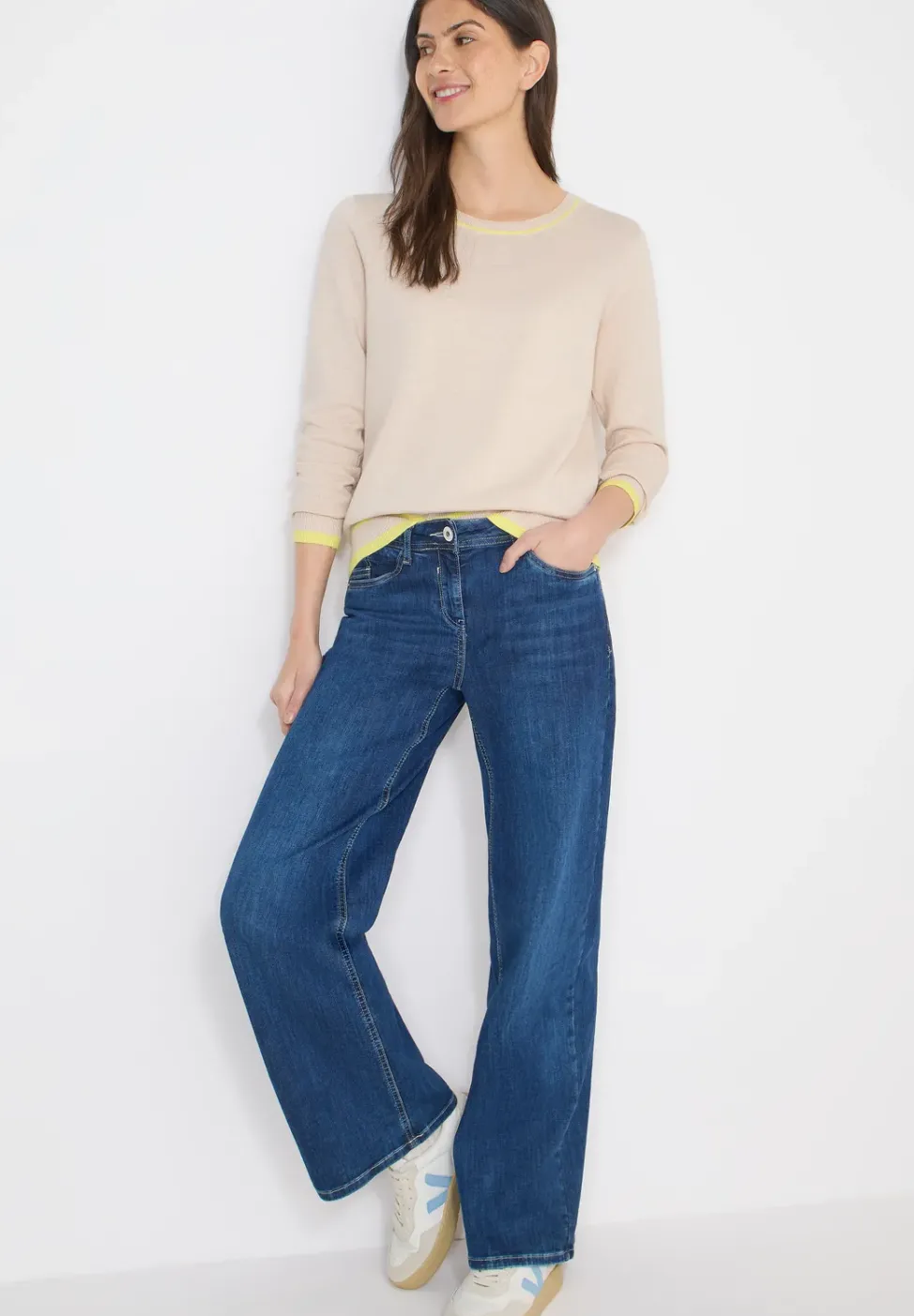 Pullover mit Kontrastdetails
