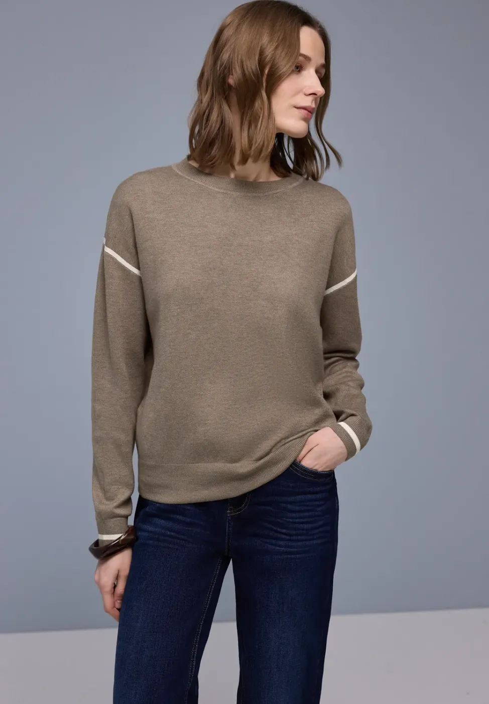 Pullover mit Kontrastdetails