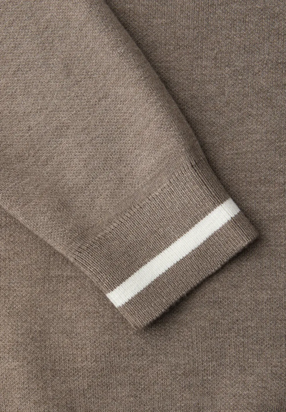 Pullover mit Kontrastdetails