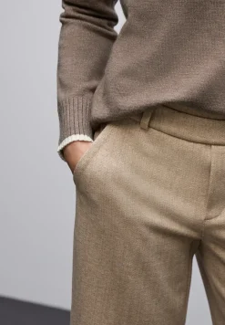 Pullover mit Kontrastdetails