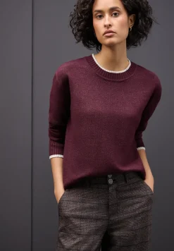 Pullover mit Kontrastdetails