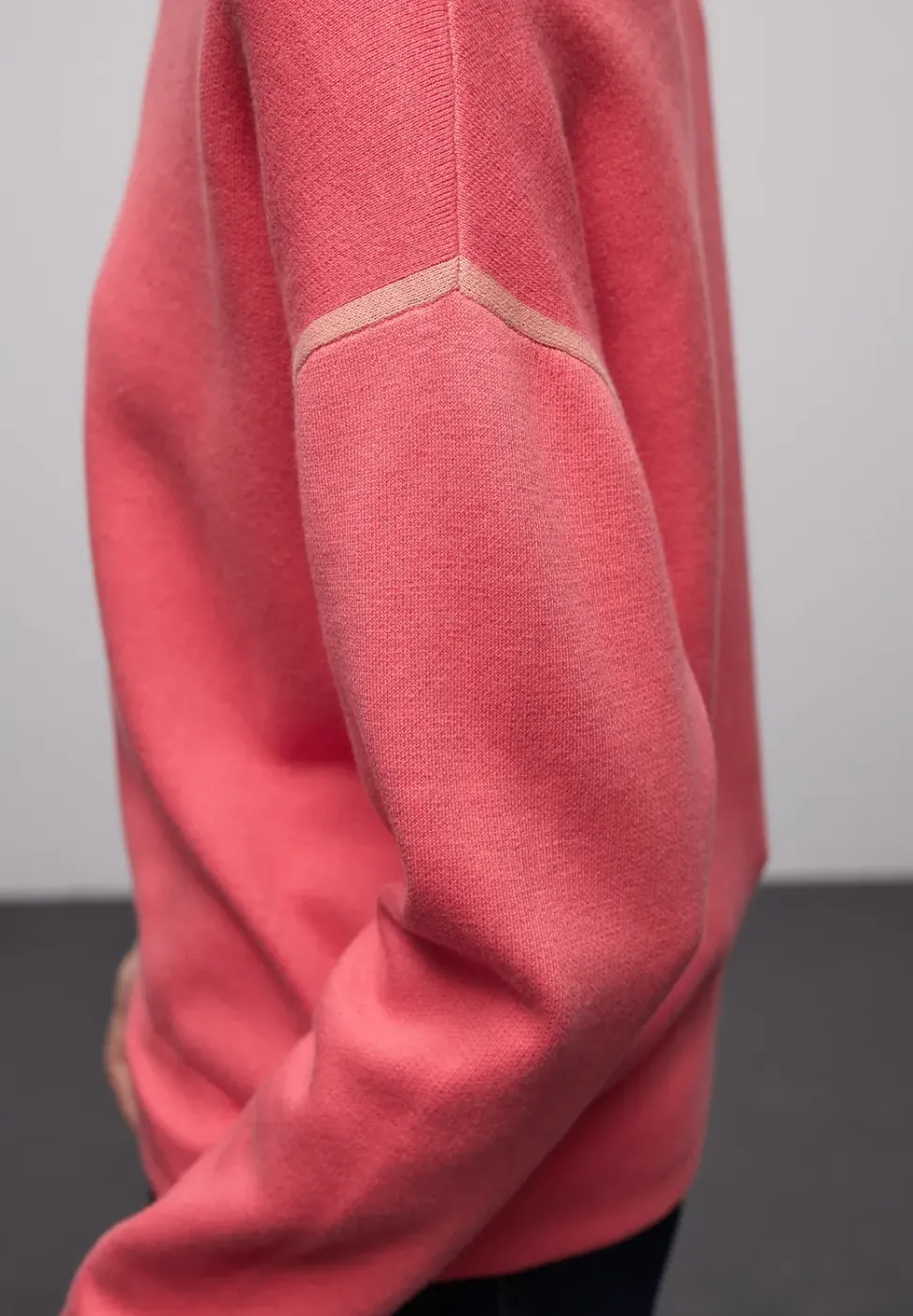 Pullover mit Kontrastdetails