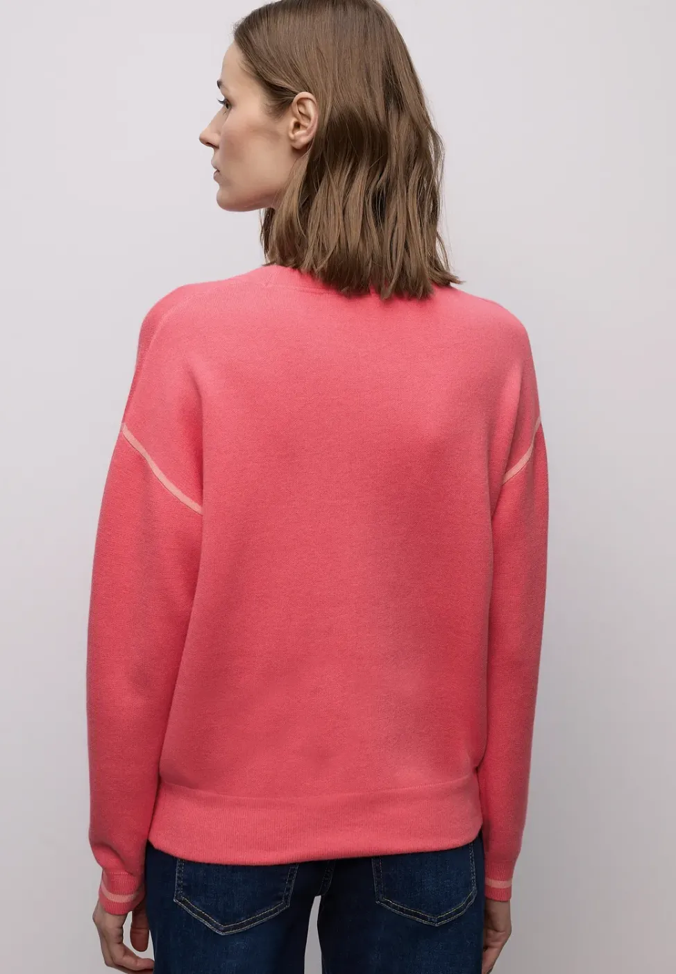 Pullover mit Kontrastdetails