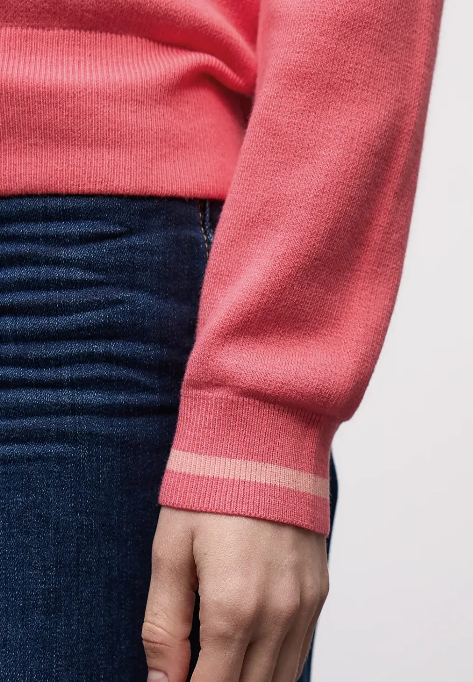 Pullover mit Kontrastdetails
