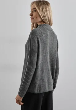 Pullover mit Kontrastdetail