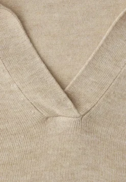 Pullover mit Polokragen