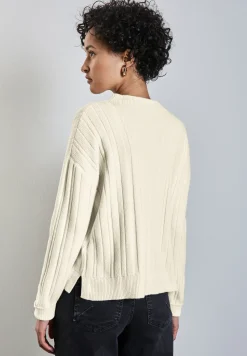 Pullover mit Rippstruktur
