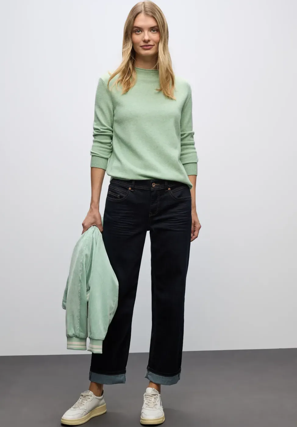 Pullover mit Rollkante