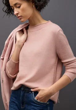 Pullover mit Rollkante