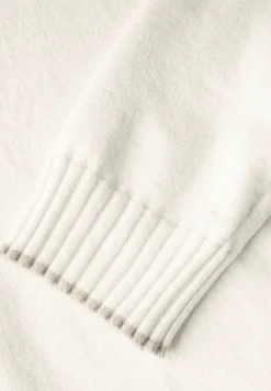 Pullover mit Stehkragen