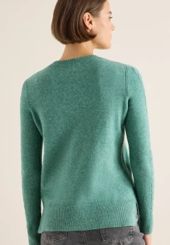 Pullover mit Strickdetail