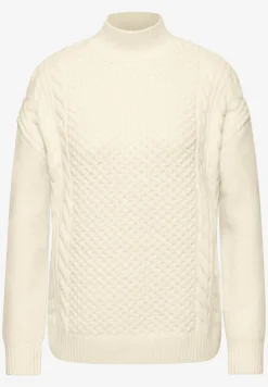 Pullover mit Strickmuster