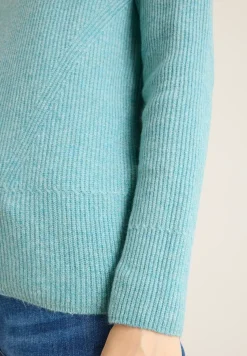Pullover mit Strukturdetails