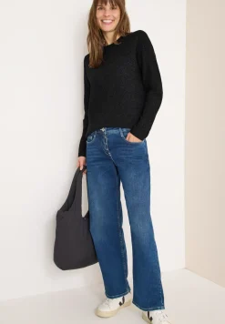Pullover mit Strukturdetails