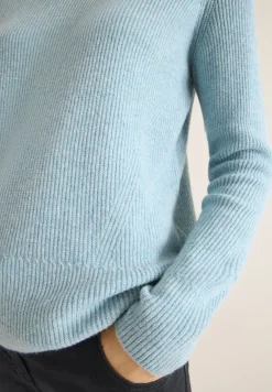 Pullover mit Strukturdetails