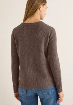 Pullover mit Strukturdetails