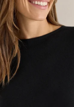 Pullover mit Strukturdetail