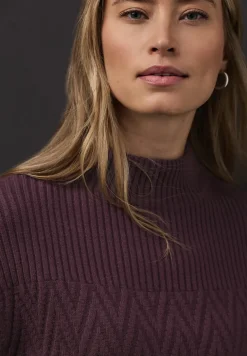 Pullover mit Strukturmix