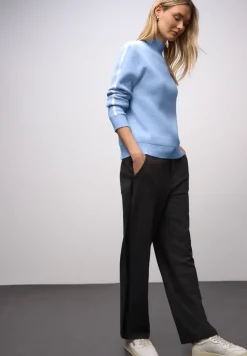 Pullover mit Tape-Details