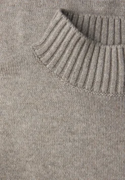 Pullover mit Tape-Details