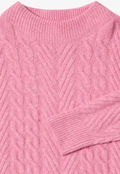 Pullover mit Zopfmuster