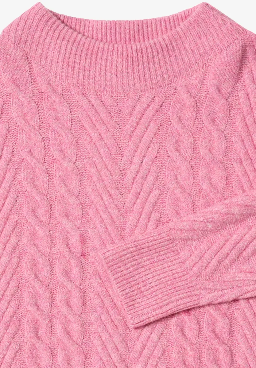 Pullover mit Zopfmuster