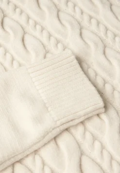 Pullover mit Zopfmuster