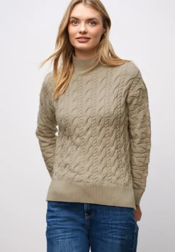 Pullover mit Zopfmuster