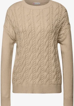 Pullover mit Zopfmuster