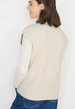 Pullunder mit Strickdetail