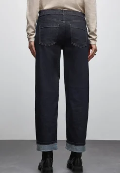 Rinsed Straight Leg Jeans