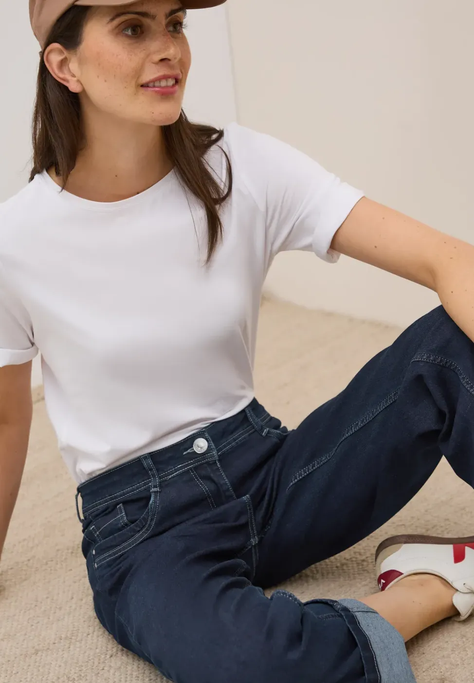 Rinsed Straight Leg Jeans