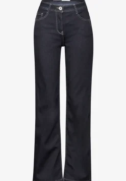 Rinsed Wash Jeans