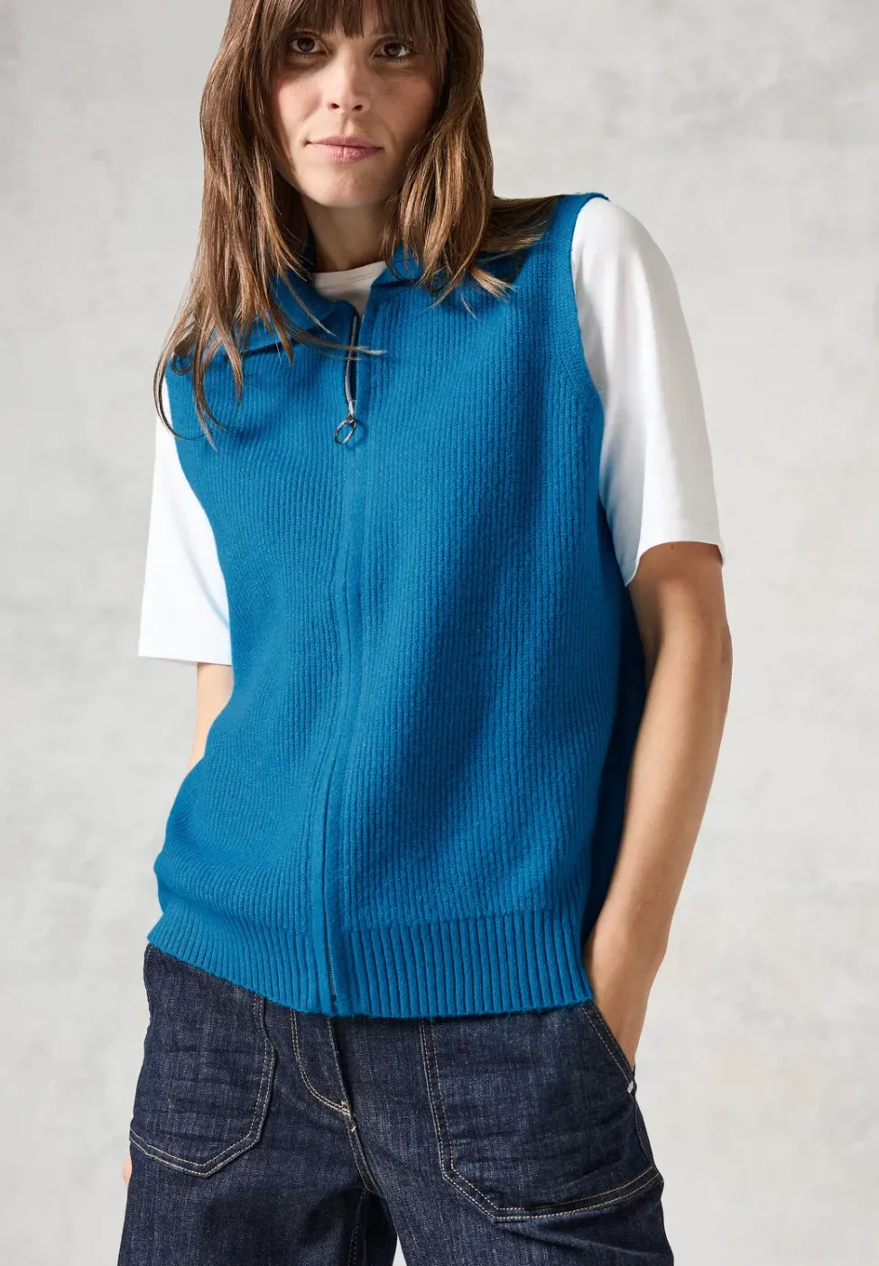 Ärmellose Strickjacke
