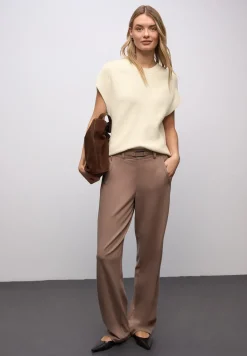 Ärmelloser Chenille Pullover