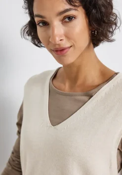 Ärmelloser V-Neck Pullover