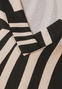 Ärmelloses Kleid