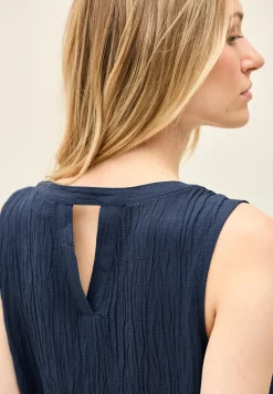 Ärmelloses Kleid