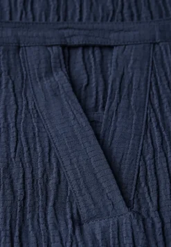 Ärmelloses Kleid