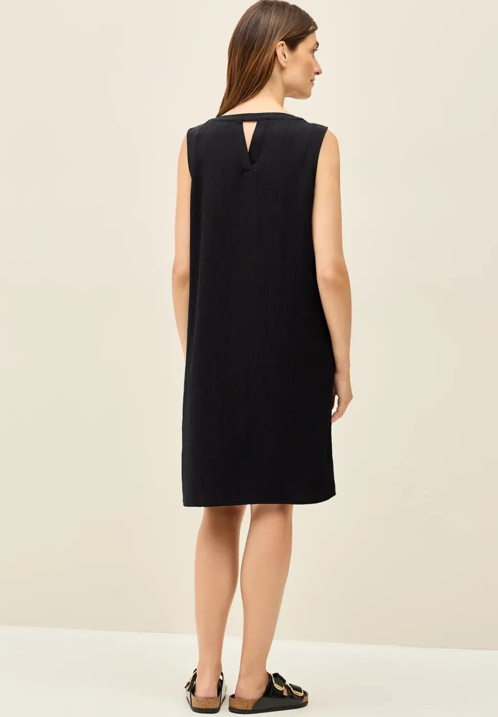 Ärmelloses Kleid