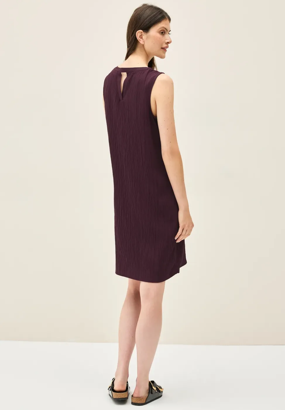 Ärmelloses Kleid