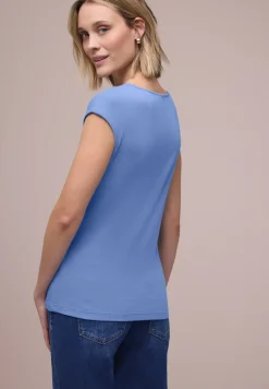 Ärmelloses Shirt mit Diamantausschnitt